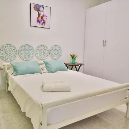 2cb-4 2 Bedroom In Getsemani Apartment Cartagena